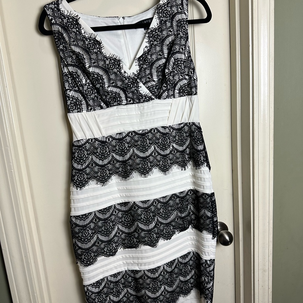 Signature by Sangria Black and White Lace Midi Dress